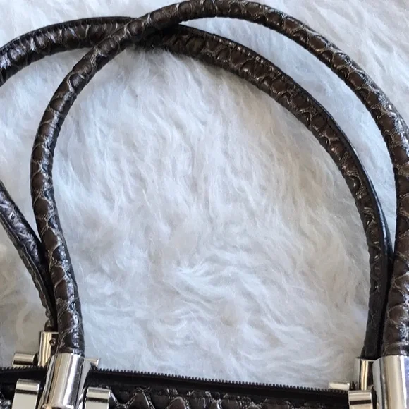 Call it Spring Handbag - Picture 4 of 8